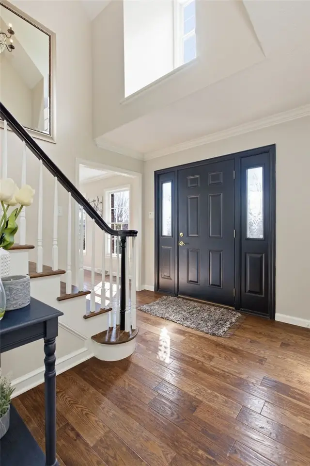 2529 Lindenwood Dr gallery image 15