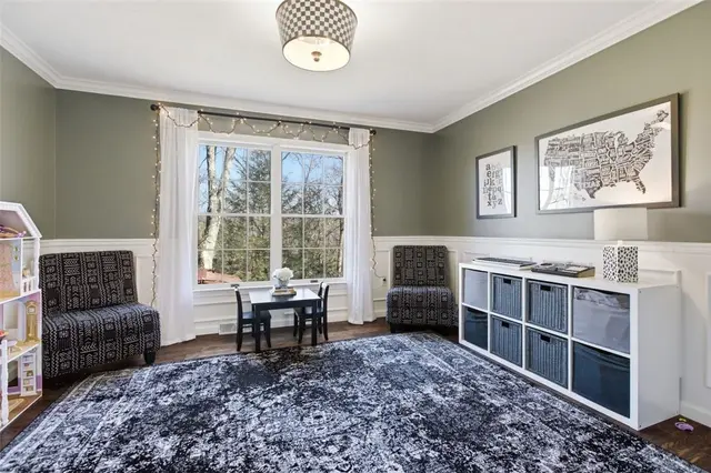2529 Lindenwood Dr gallery image 17