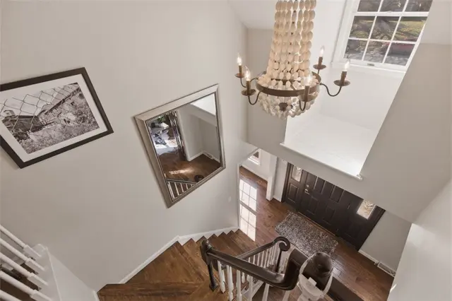 2529 Lindenwood Dr gallery image 20