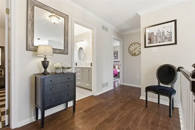 2529 Lindenwood Dr gallery image 24