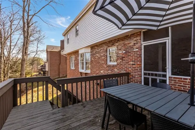 2529 Lindenwood Dr gallery image 41