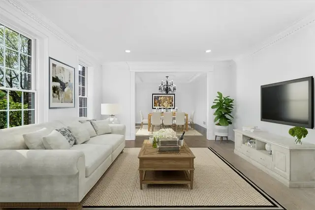 253 Whetherburn Dr gallery image 10