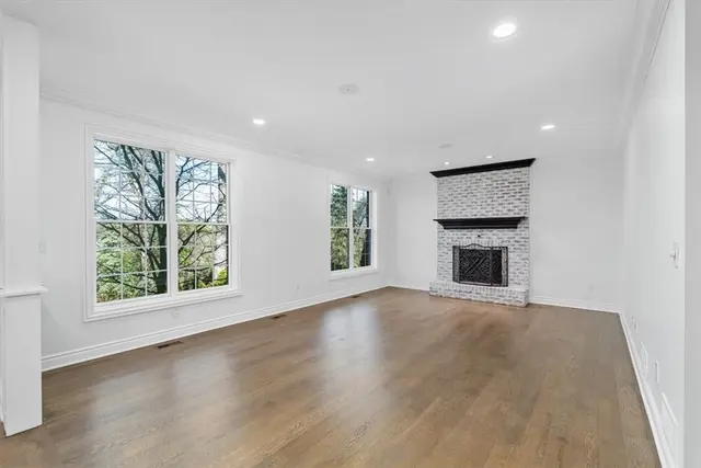 253 Whetherburn Dr gallery image 23