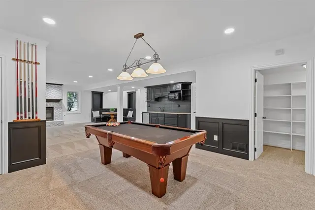 253 Whetherburn Dr gallery image 27
