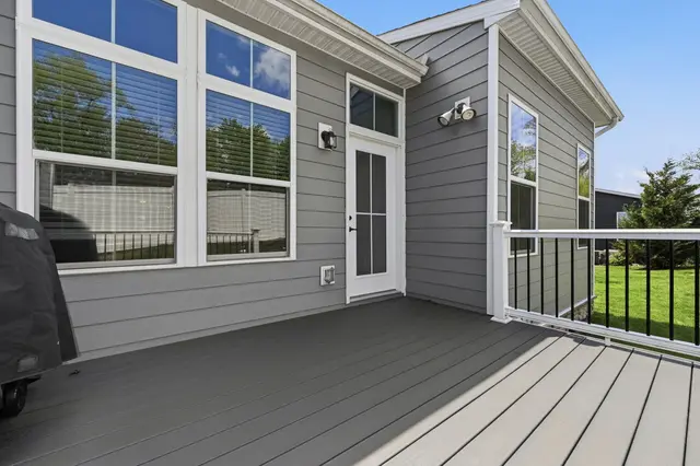 2533 Adele Court gallery image 4