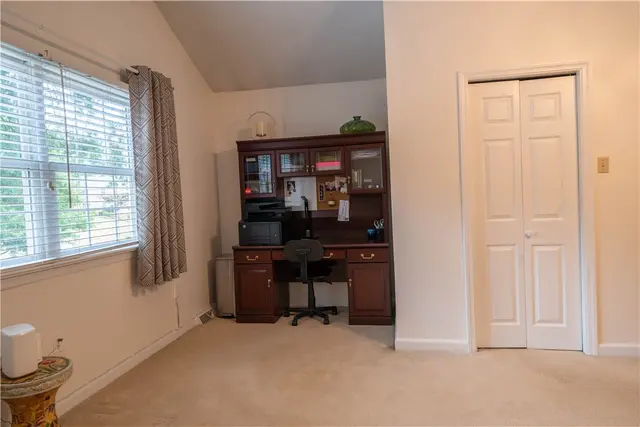 2543 Derby Ct gallery image 22