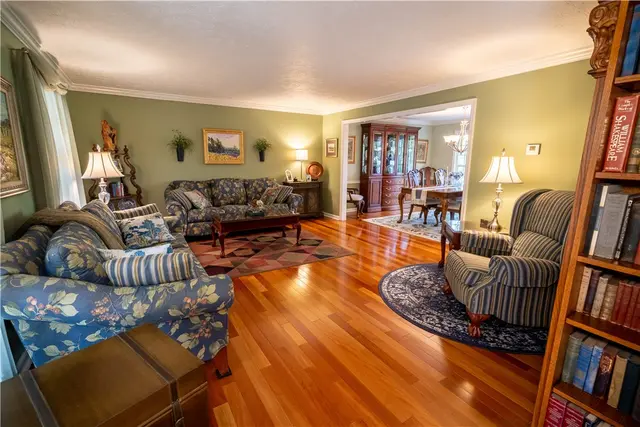 2543 Derby Ct gallery image 28