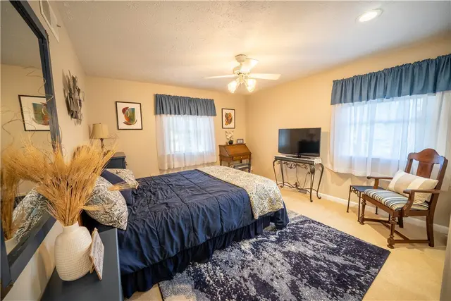 2543 Derby Ct gallery image 41