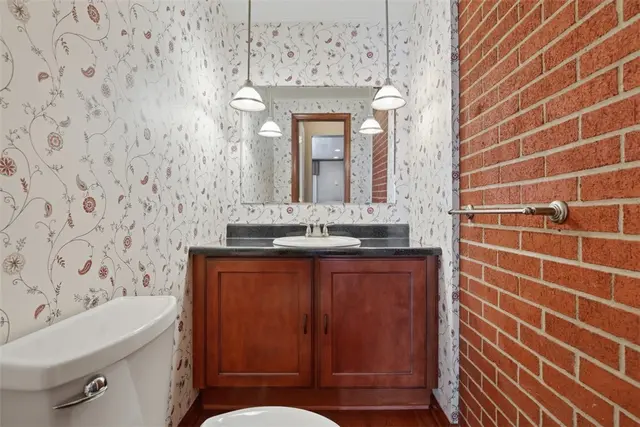 2548 Aldon Dr gallery image 16