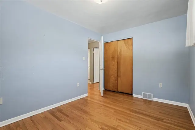 2548 Aldon Dr gallery image 22