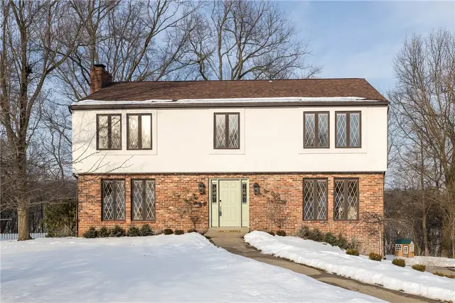 2548 Country Side Lane gallery image 7