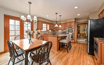 2551 Longmount Drive gallery image 7