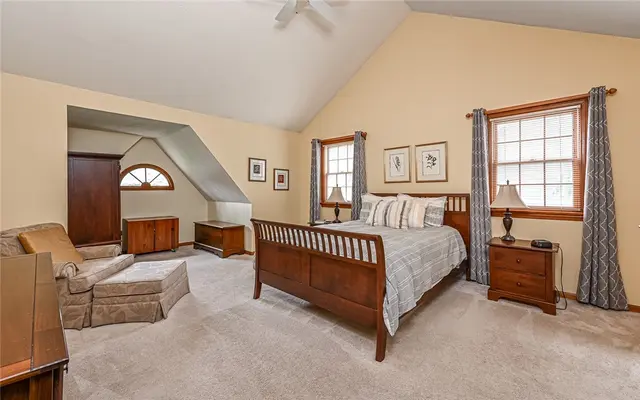 2551 Longmount Drive gallery image 16
