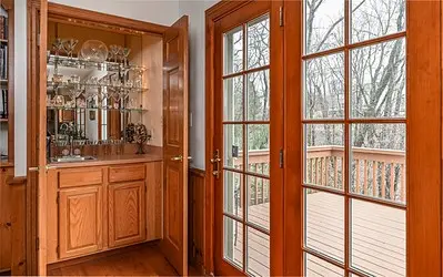 2551 Longmount Drive gallery image 21