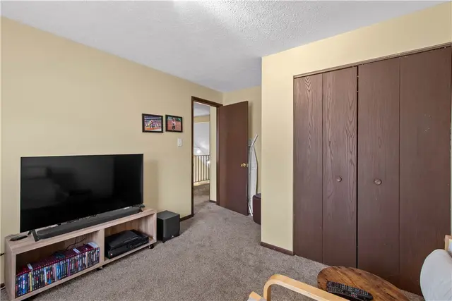 2554 B Pheasant Run Dr gallery image 28