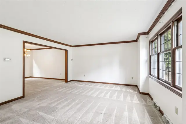 2561 Barnwood gallery image 10