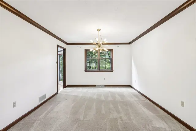 2561 Barnwood gallery image 19