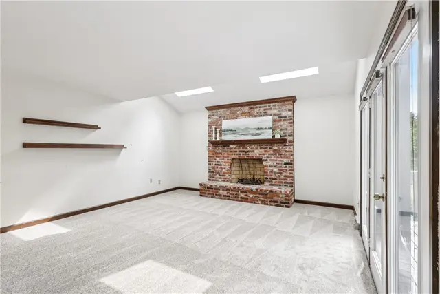 2561 Barnwood gallery image 45