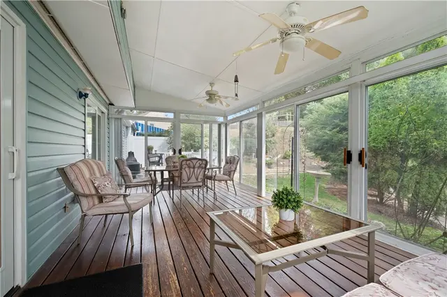 2569 Pheasant Run B gallery image 11