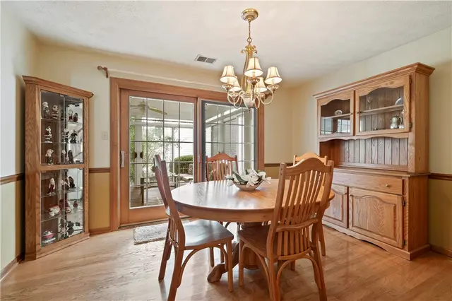 2569 Pheasant Run B gallery image 14