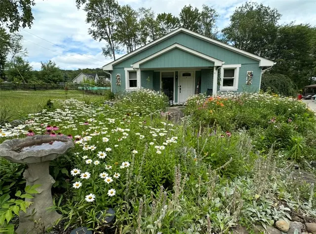 257 Stoup Road gallery image 3