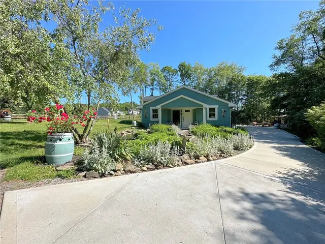 257 Stoup Road gallery image 4