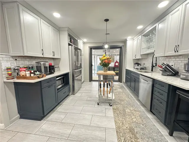 257 Stoup Road gallery image 14