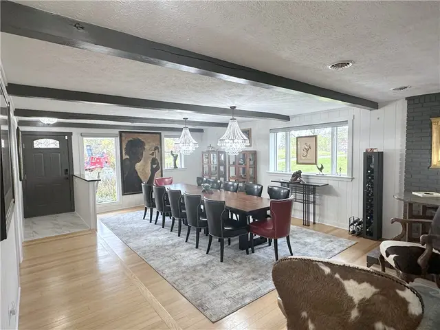 257 Stoup Road gallery image 15