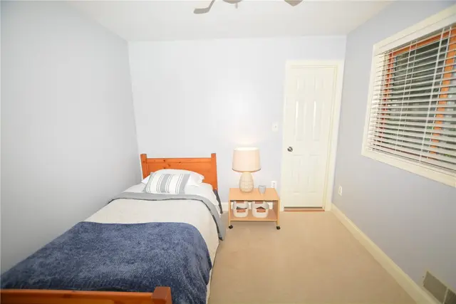 2576 Wexford Run Rd gallery image 3