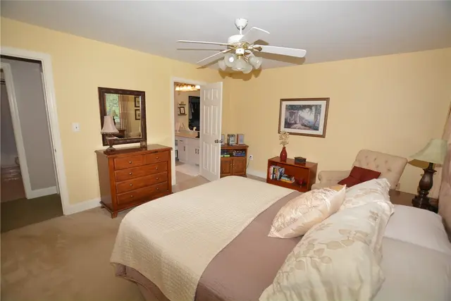 2576 Wexford Run Rd gallery image 25