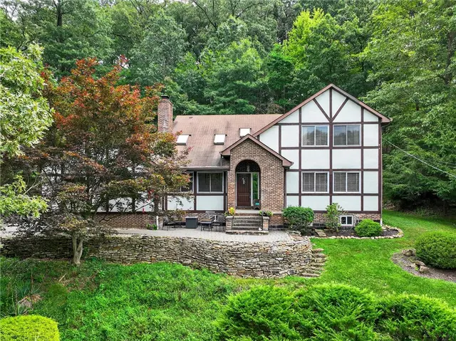 2576 Wexford Run Rd gallery image 44