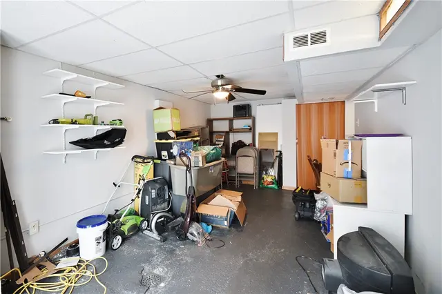 2579 Wickline gallery image 17