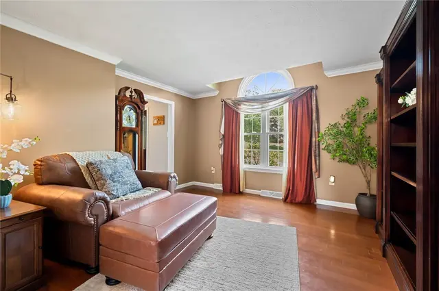 258 Cumberland Drive gallery image 50