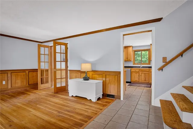 258 Hillcrest Cir gallery image 17