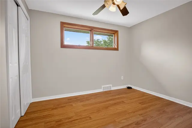 258 Hillcrest Cir gallery image 18
