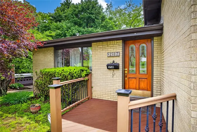 258 Hillcrest Cir gallery image 25