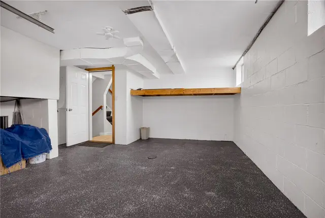 258 Hillcrest Cir gallery image 36