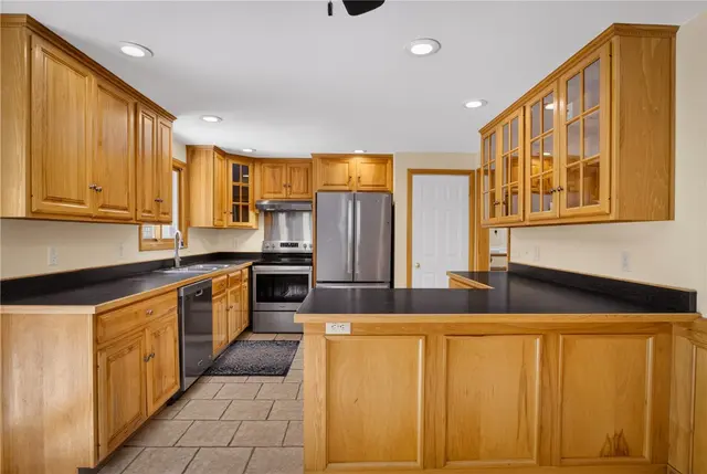 258 Hillcrest Cir gallery image 44