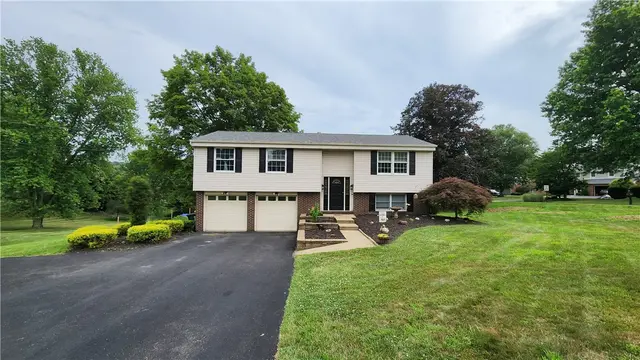 2583 Richard Rd gallery image 9