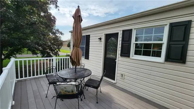 2583 Richard Rd gallery image 13