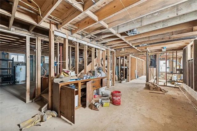 2588 Elgro Rd gallery image 5
