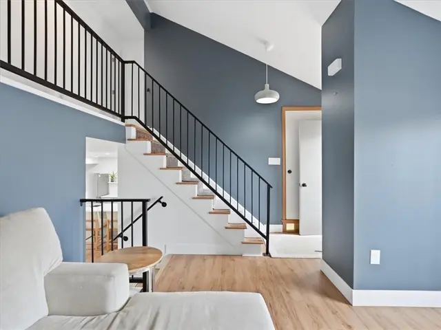 2590 Grouse Ridge #B B gallery image 2