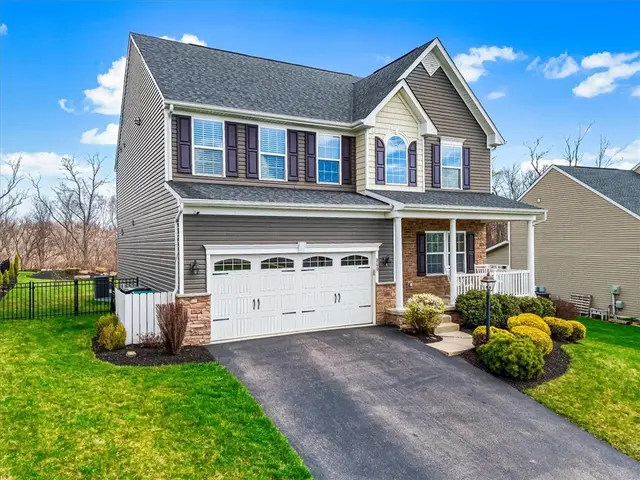 260 Buckingham Dr gallery image 2