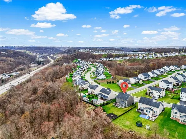 260 Buckingham Dr gallery image 36