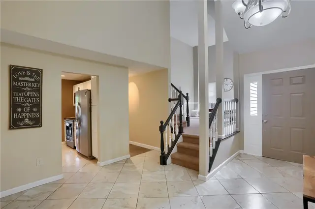 2602 Hunters Point Ct N gallery image 4
