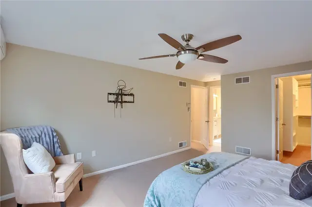 2602 Hunters Point Ct N gallery image 24