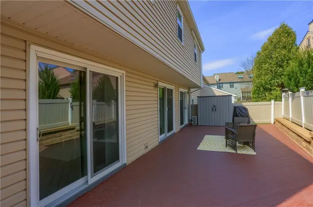 2602 Hunters Point Ct N gallery image 33
