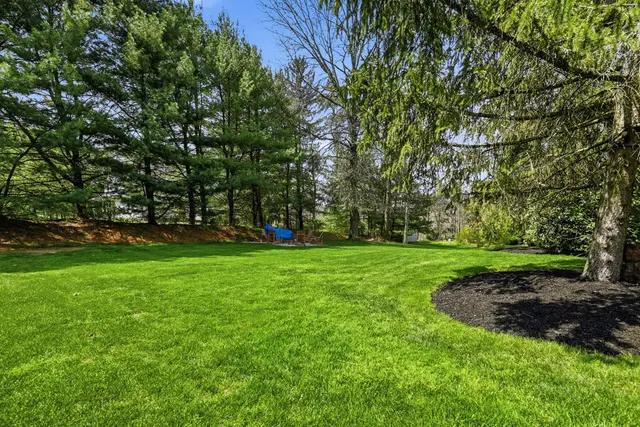 2608 Carriage House Drive gallery image 43