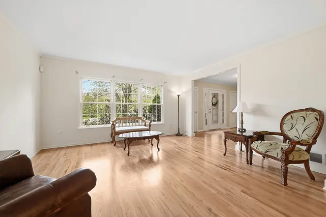 2608 Carriage House Drive gallery image 47