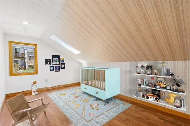 2621 Hunters Point Dr gallery image 21